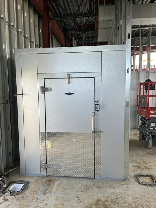 New walk-in cooler box during installation